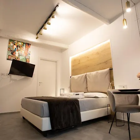 Luxury Sant Isidoro 住宿加早餐酒店