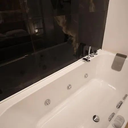 Luxury Sant Isidoro 巴勒莫